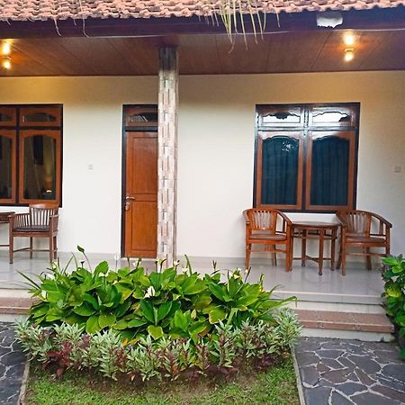 Kusnadi Hotel Legian  Ngoại thất bức ảnh