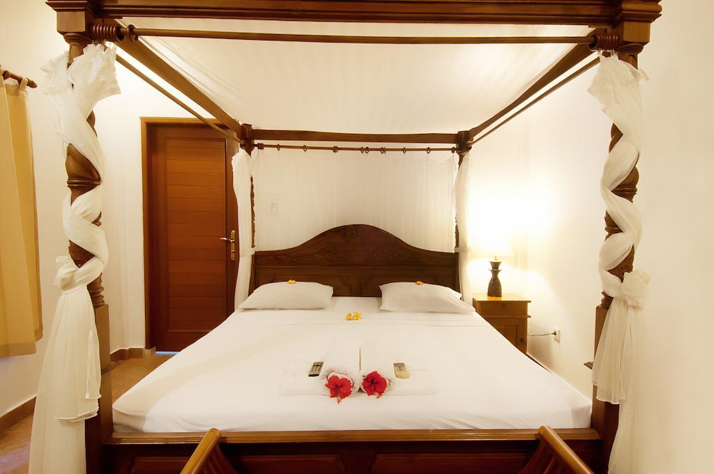 Kusnadi Hotel Legian  Ngoại thất bức ảnh