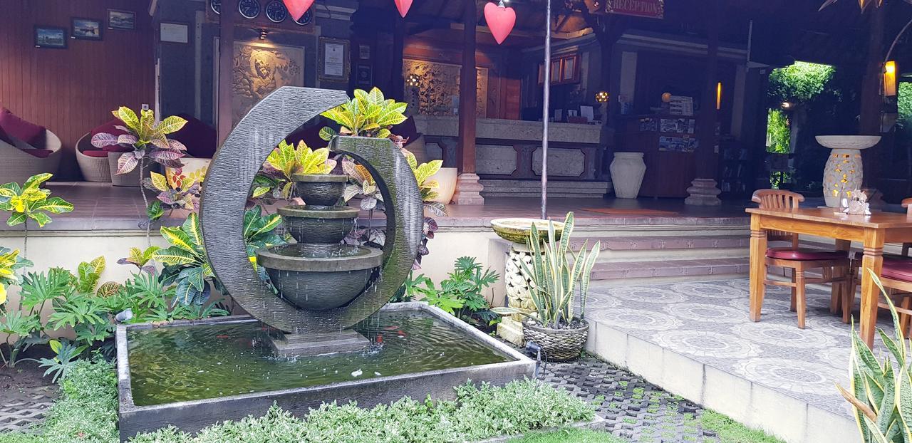 Kusnadi Hotel Legian  Ngoại thất bức ảnh