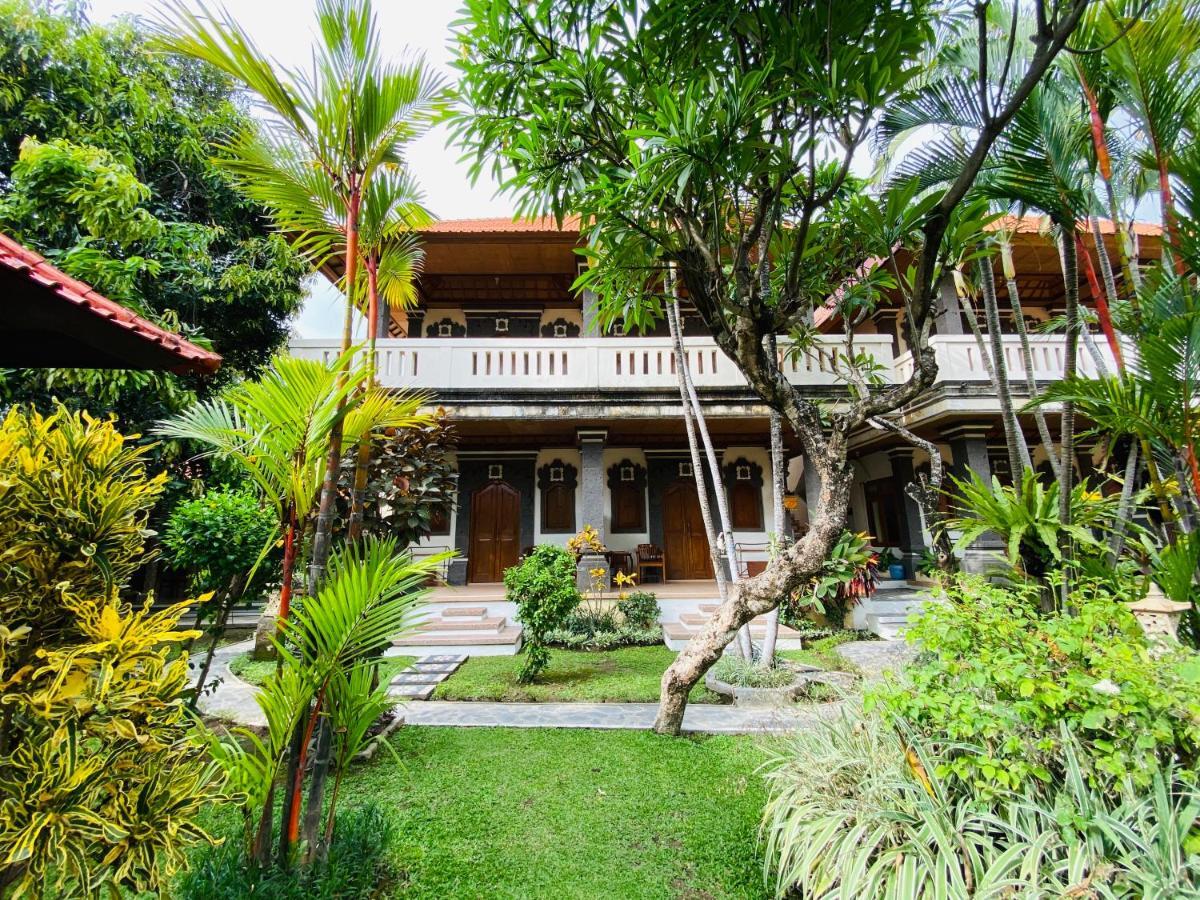Kusnadi Hotel Legian  Ngoại thất bức ảnh